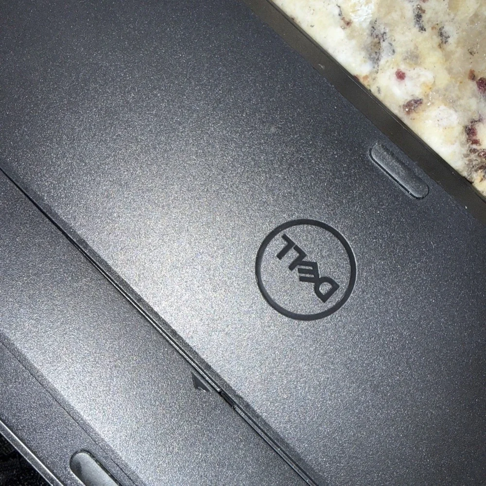 2 Genuine Dell USB W Slim Black Keyboard & Mouse 1 Microsoft Board & Mouse. 5600
